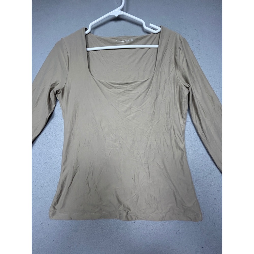 Abercrombie & Fitch Top Long Sleeve Stretch Tan Large Womens